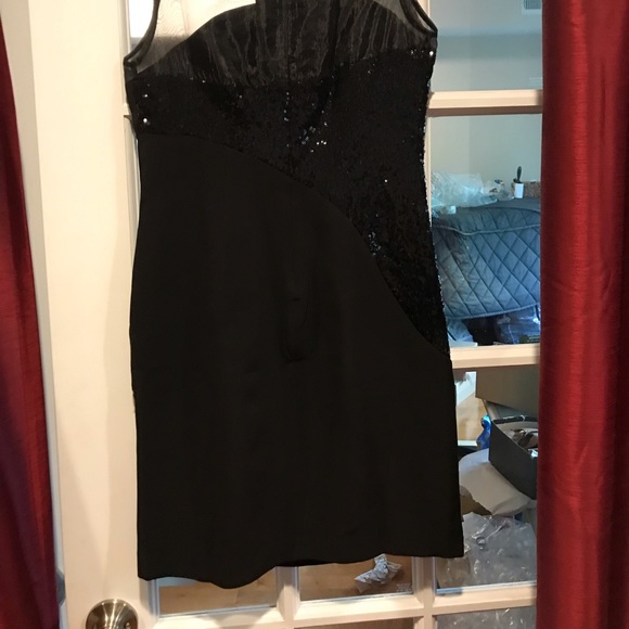 Carmen Marc Valvo dress - Picture 2 of 7